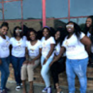 Meet your Posher, Elizabeth